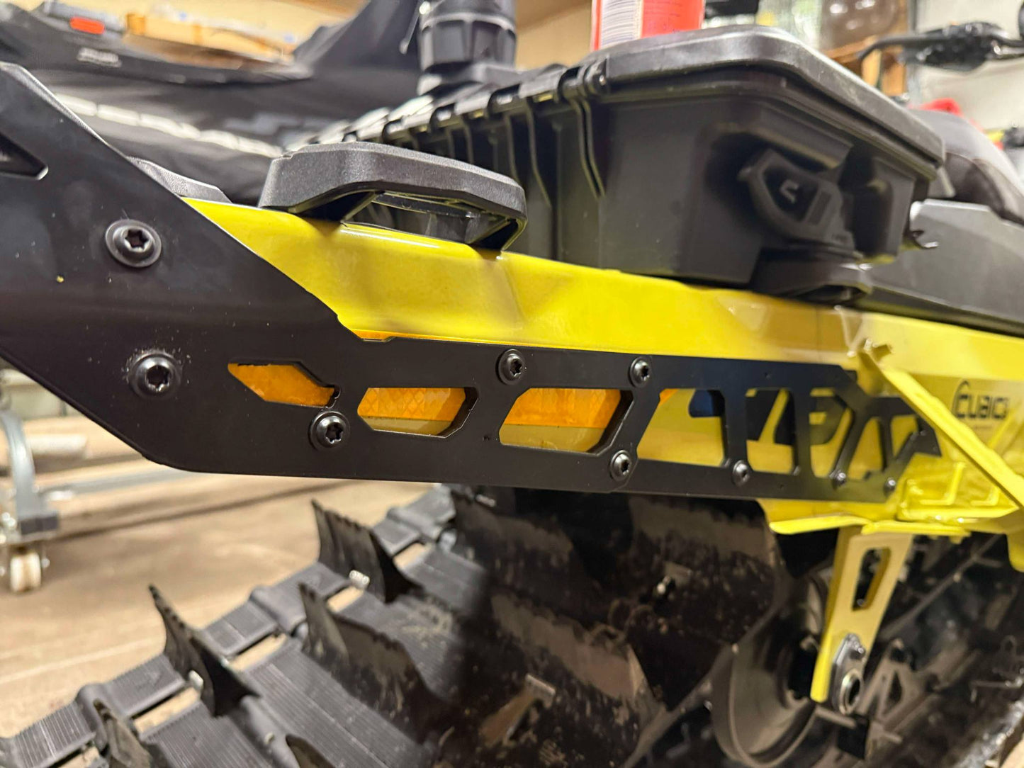 Bakbåge Skidoo G4/G5 146" kort tunnel.